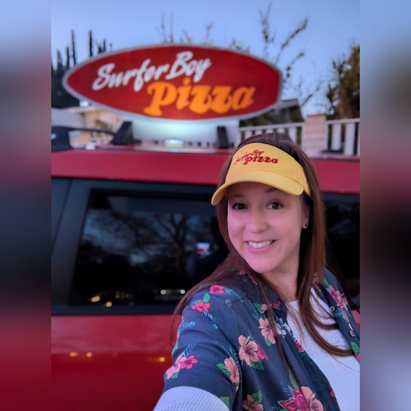 The Awkward Posher: Posh Ambassador II 🖤 - Picture 4 of 5